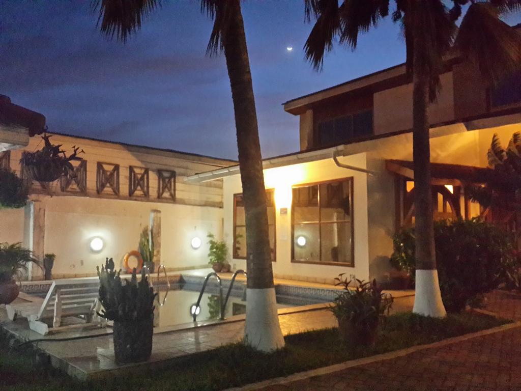 Laparadiseinn Acra Exterior foto